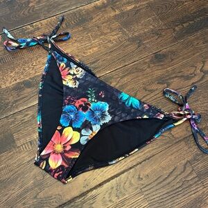 SCALES Swim Black Vibrant Floral Tie-Side Bikini Bottom Size L